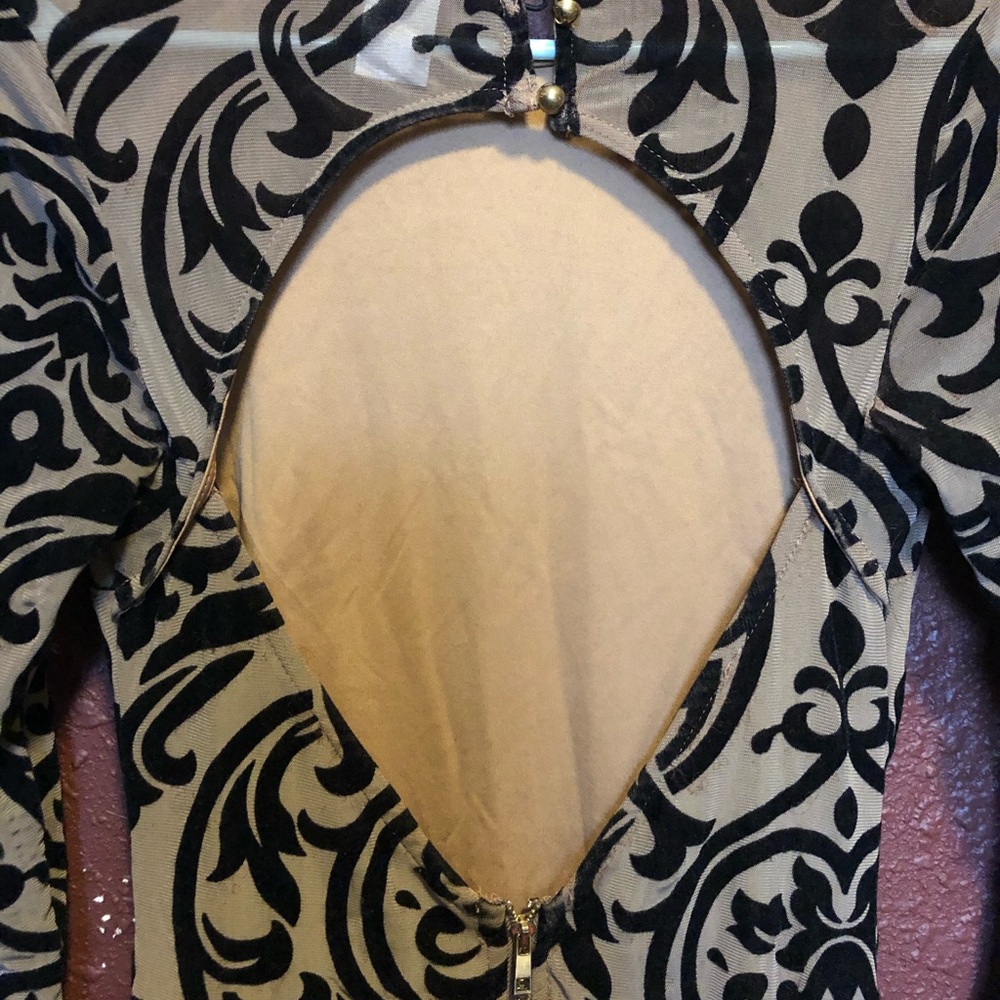 Dress - Picture 3 of 3